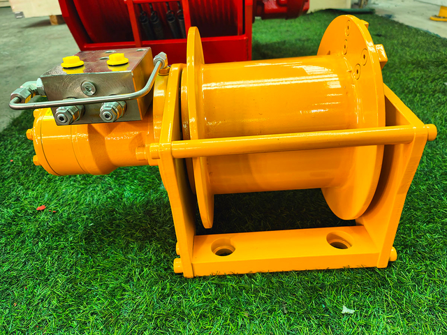 Hydraulic Compact Winches