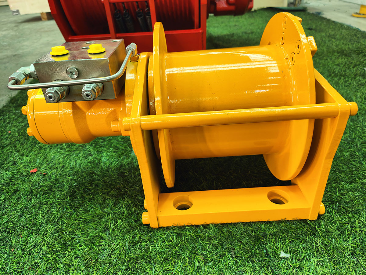 Hydraulic Compact Winches