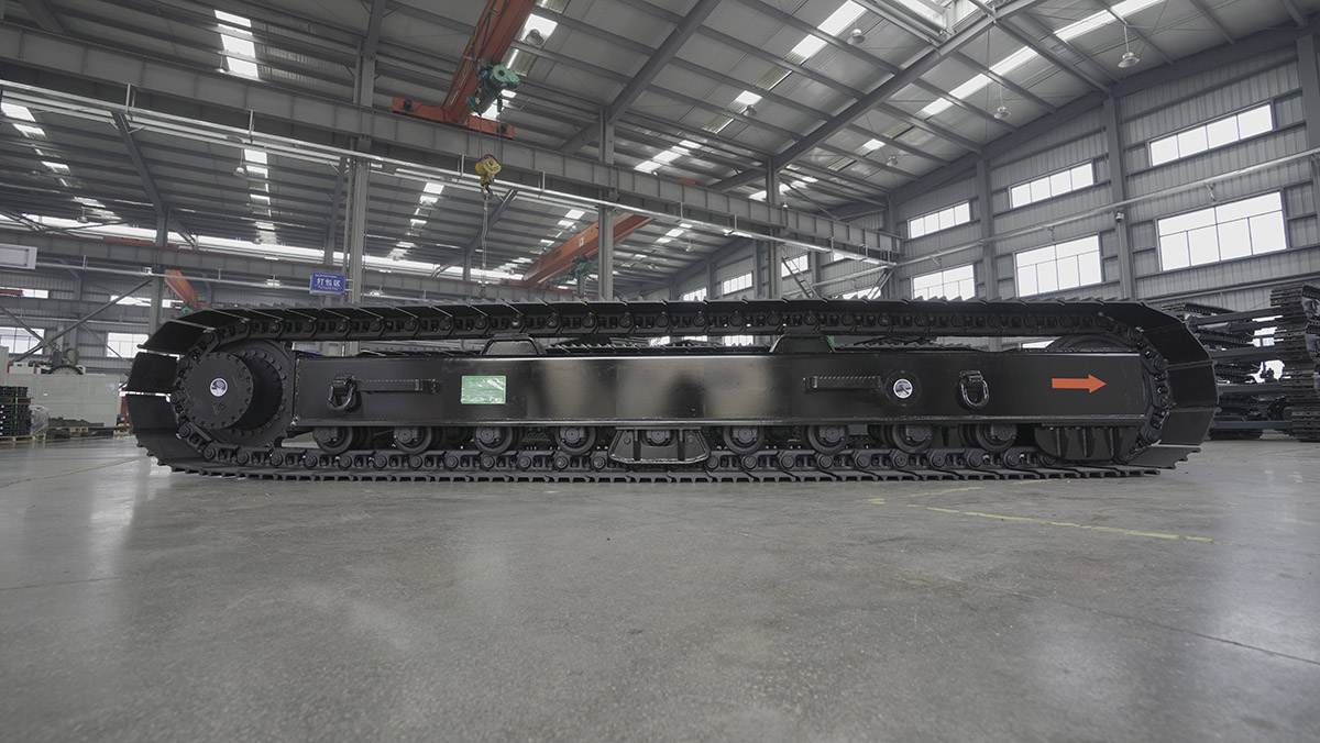 Tracks and undercarriage maintenance