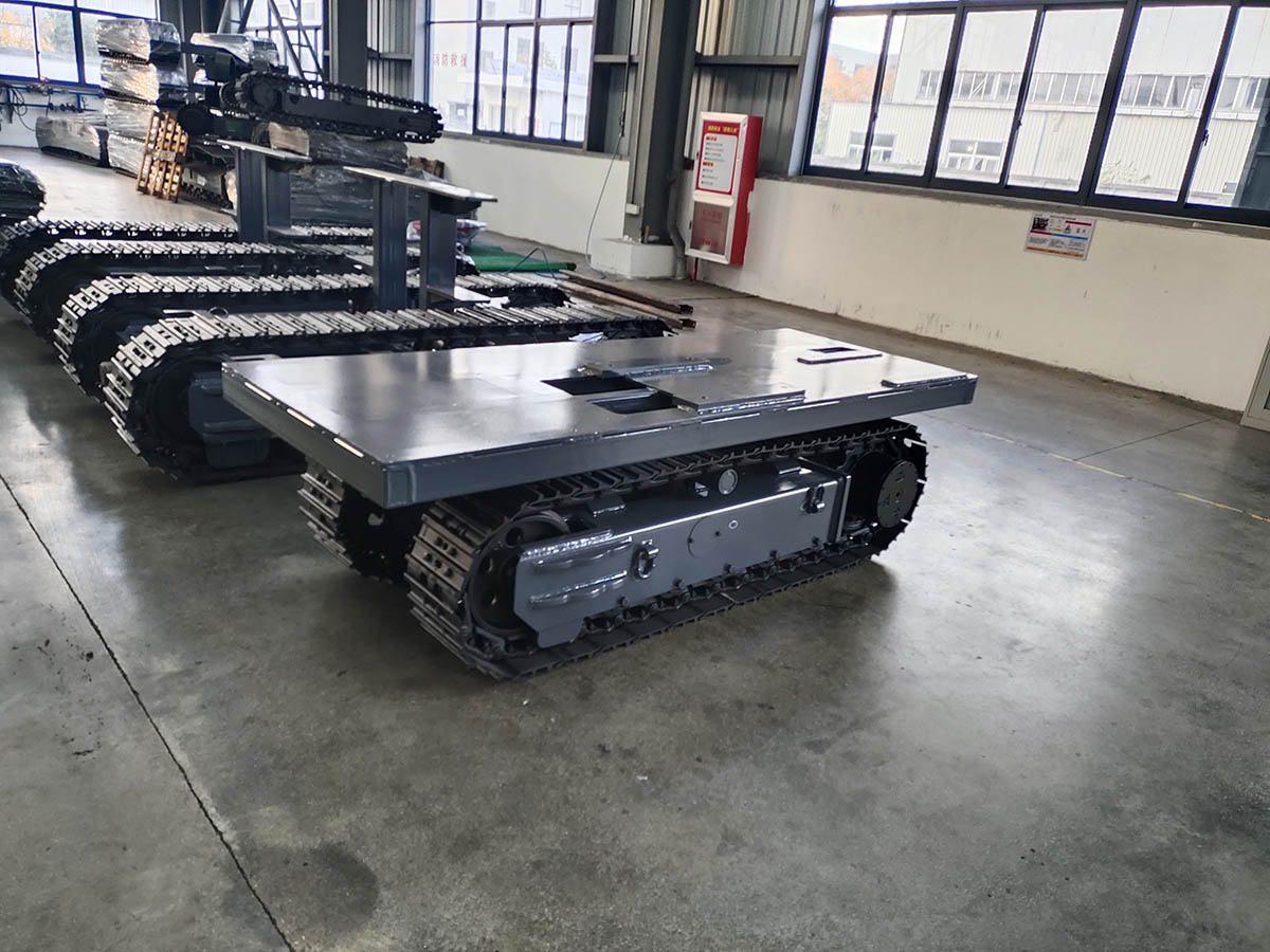 Tracked Crawler Carrier