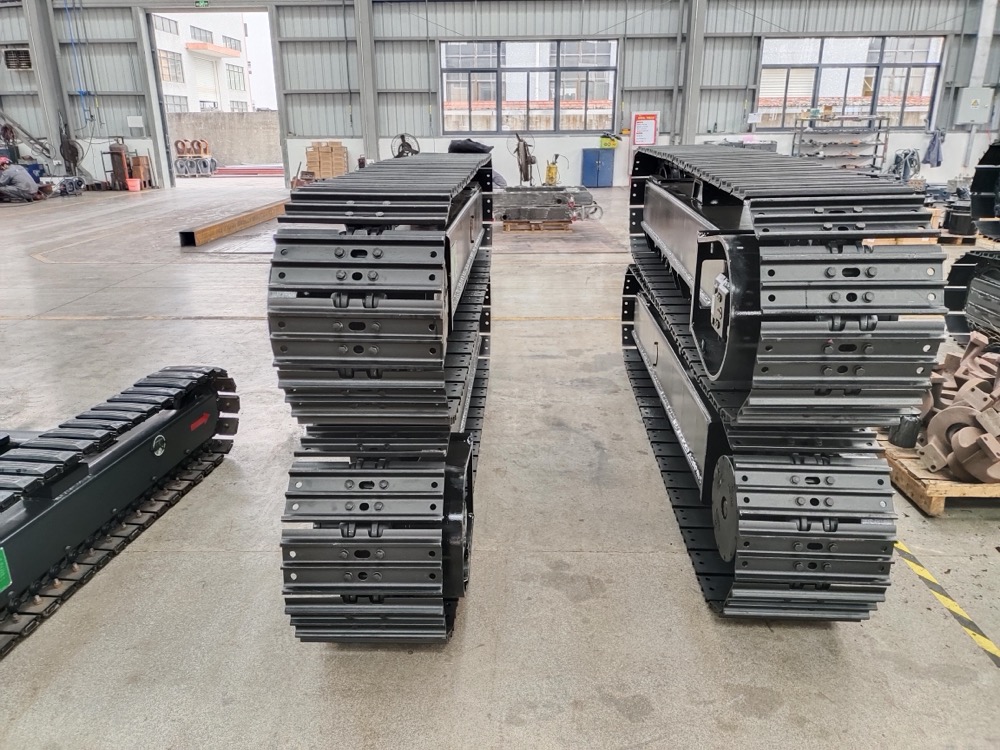 Custom 15-Ton Steel Crawler Undercarriage Details Custom 15-Ton Steel Crawler Undercarriage Details