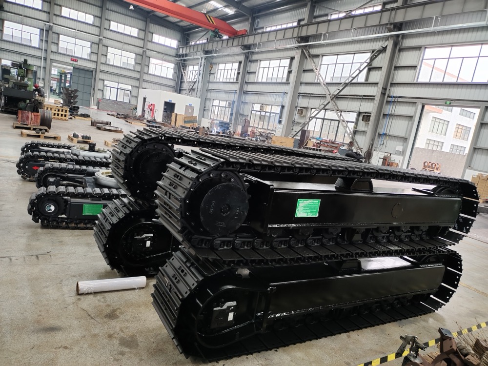 Custom 15-Ton Steel Crawler Undercarriage Custom 15-Ton Steel Crawler Undercarriage
