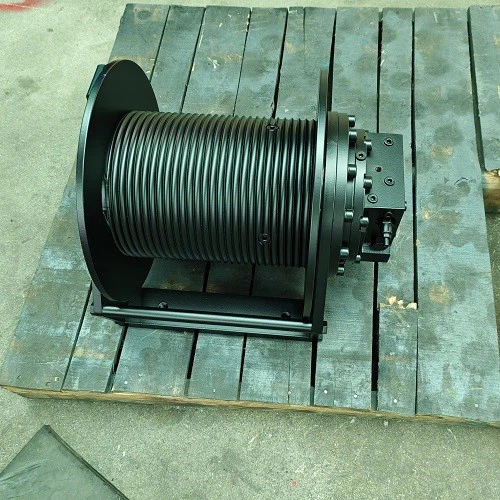 2.5T Hydraulic Winch (12)